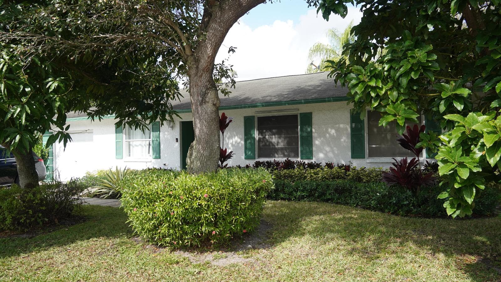 5805 BOSQUE Lane, West Palm Beach, FL 33415 photo 2