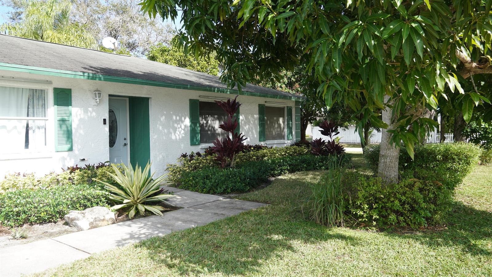 5805 BOSQUE Lane, West Palm Beach, FL 33415 photo 5