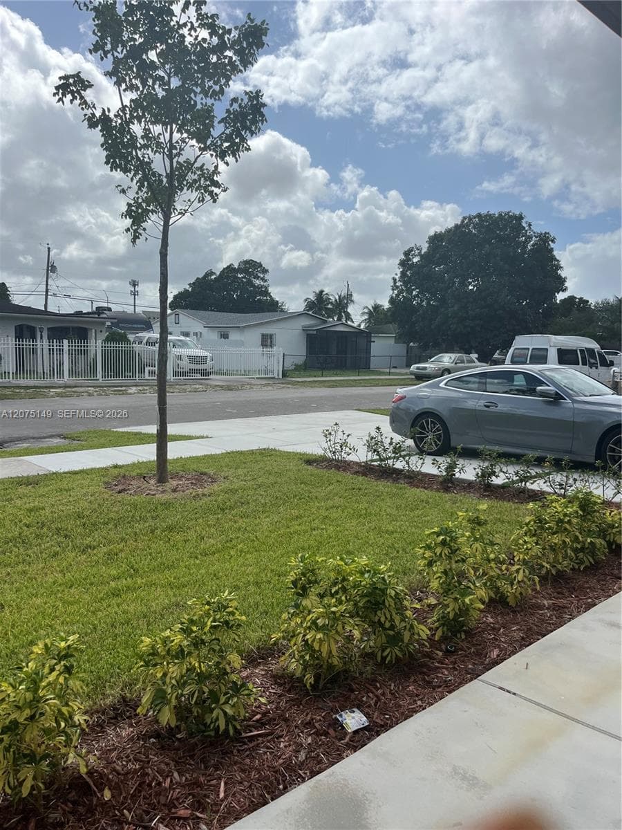 2421 NW 152nd Ter, Miami Gardens, FL 33054 photo 4