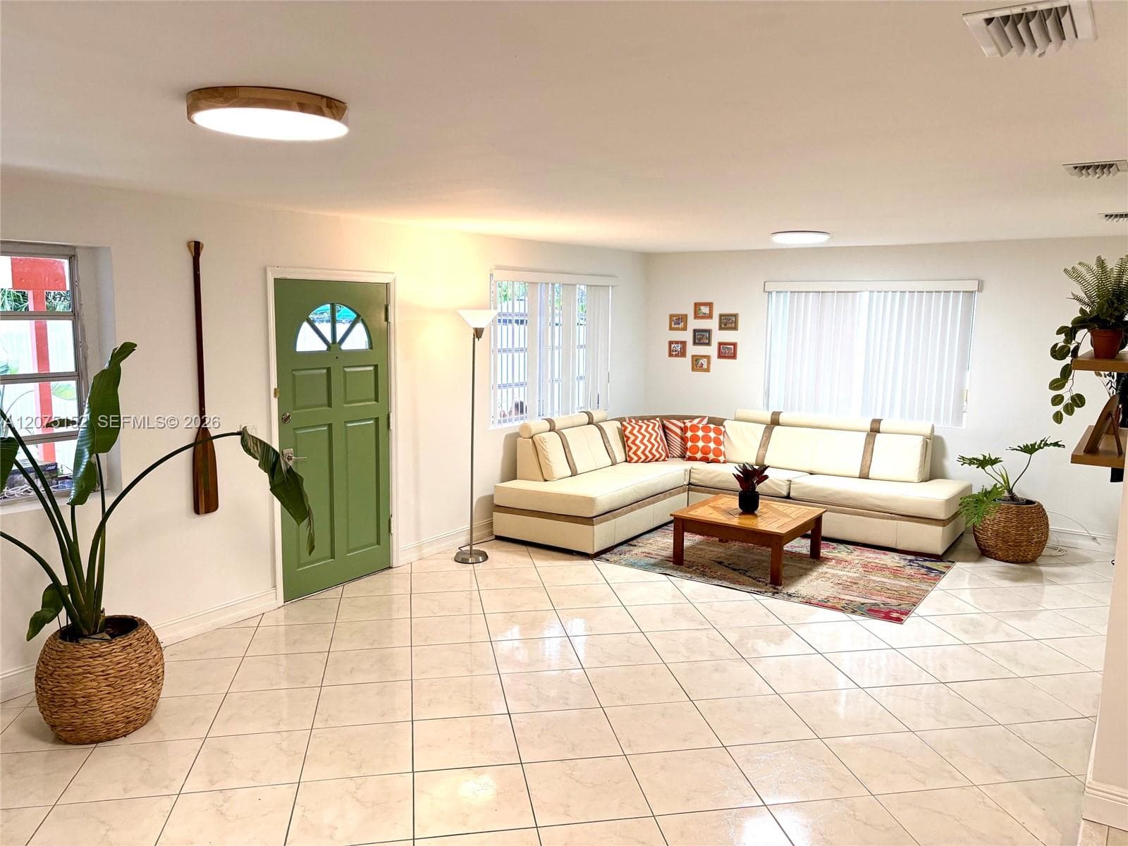14500 NE 5th Ct, Miami, FL 33161 photo 2