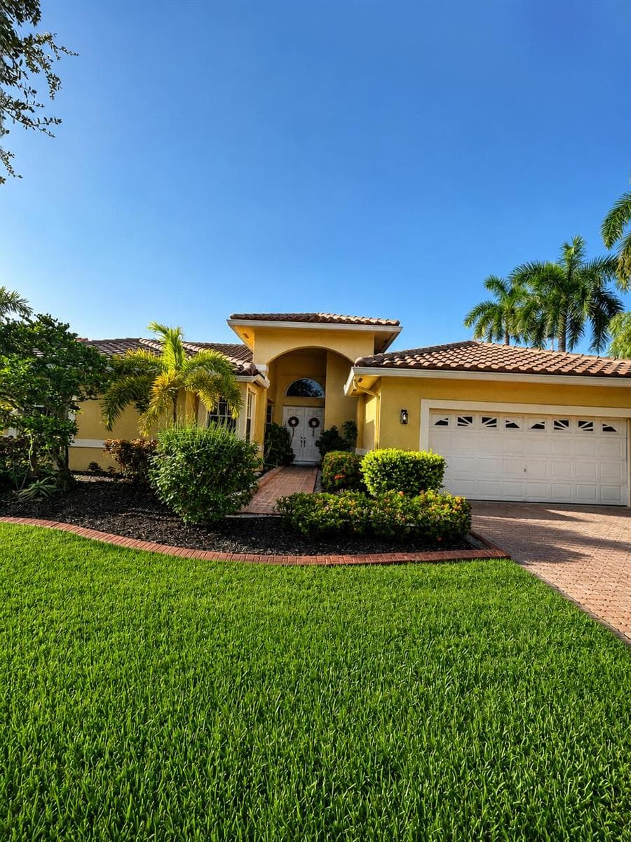 18301 NW 16th Street, Pembroke Pines, FL 33029 photo 2