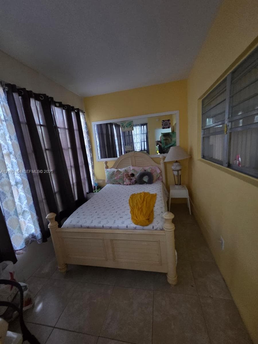 5181 W Oakland Park Blvd # 204, Lauderdale Lakes, FL 33313 photo 4