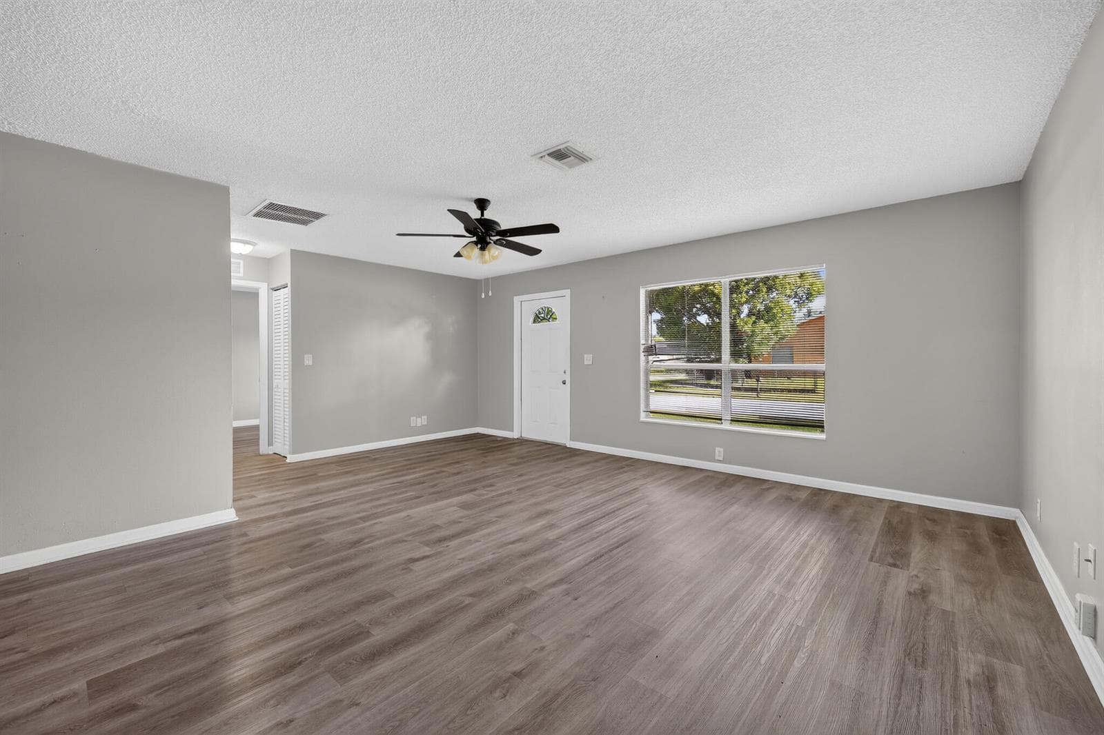 6198 ARCADE Court, Lake Worth, FL 33463 photo 5