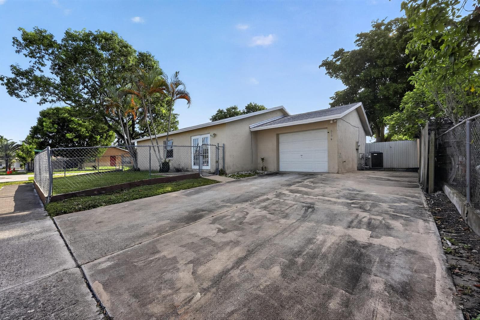 6198 ARCADE Court, Lake Worth, FL 33463 photo 4