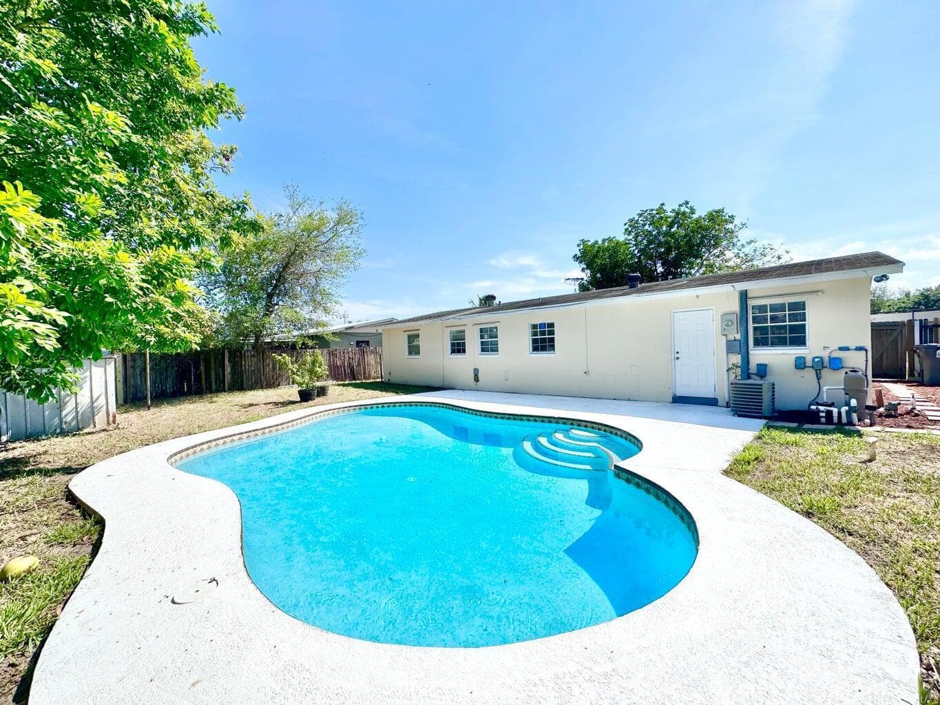 4845 Andros Drive, West Palm Beach, FL 33407 photo 4