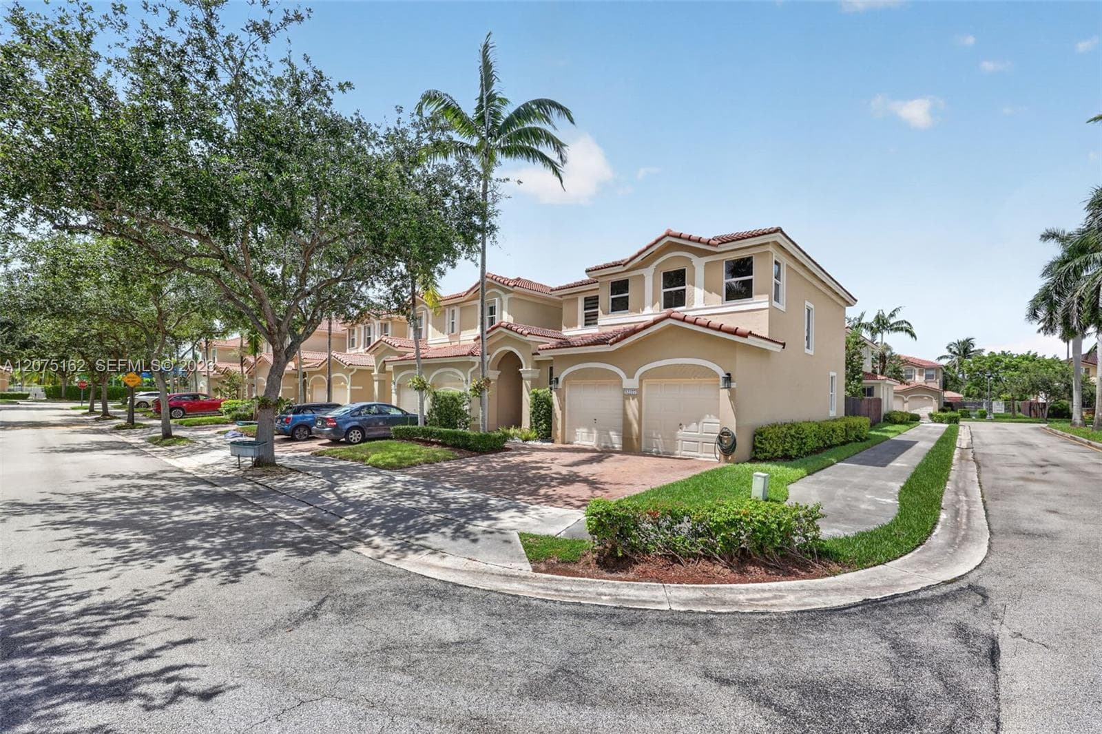 12377 SW 125th St, Miami, FL 33186 photo 2