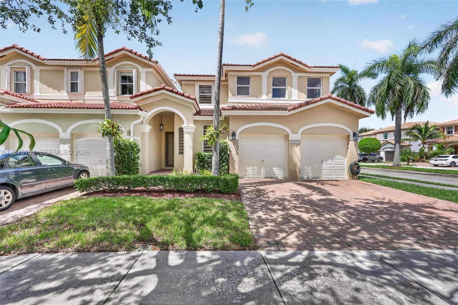 12377 SW 125th St, Miami, FL 33186