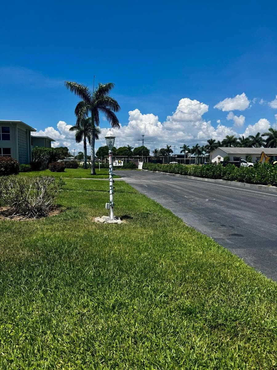 310 N NORTH Boulevard # 2A, Boynton Beach, FL 33435 photo 2