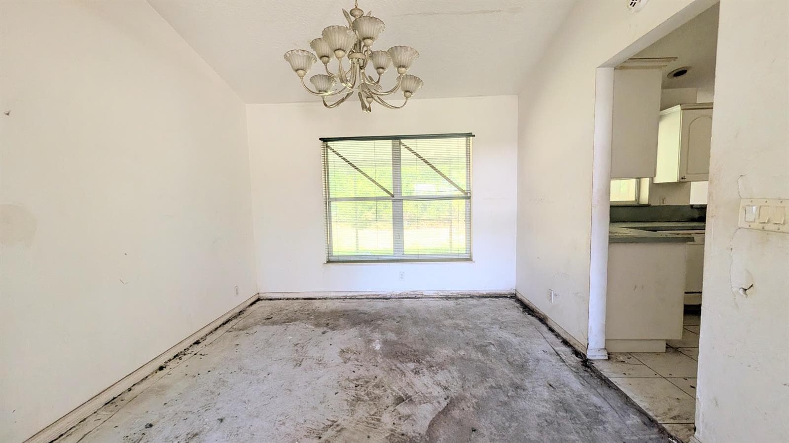 2501 Iroquois Avenue, Fort Pierce, FL 34946 photo 4
