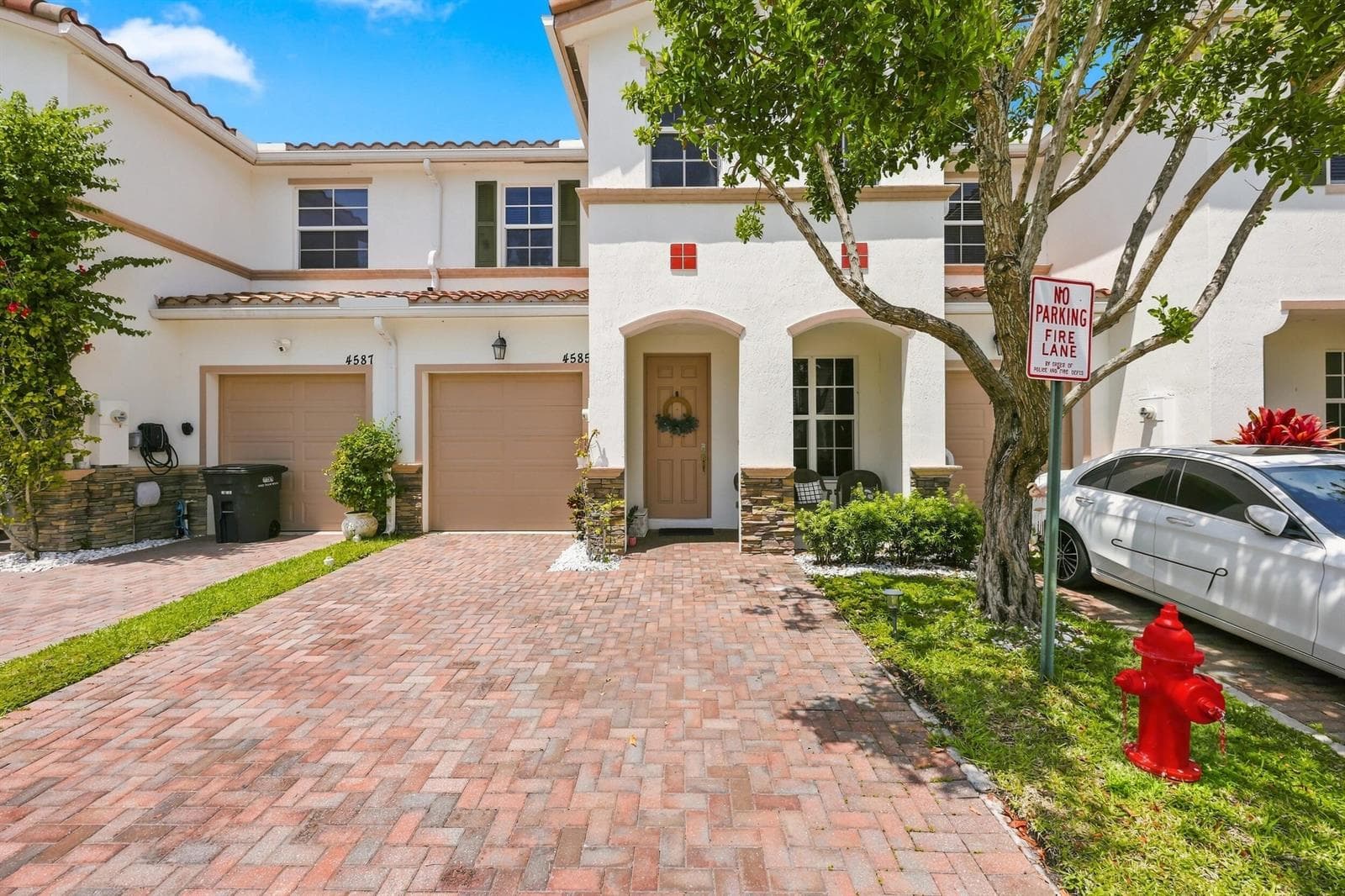 4585 Tara Cove Way, West Palm Beach, FL 33417 photo 2