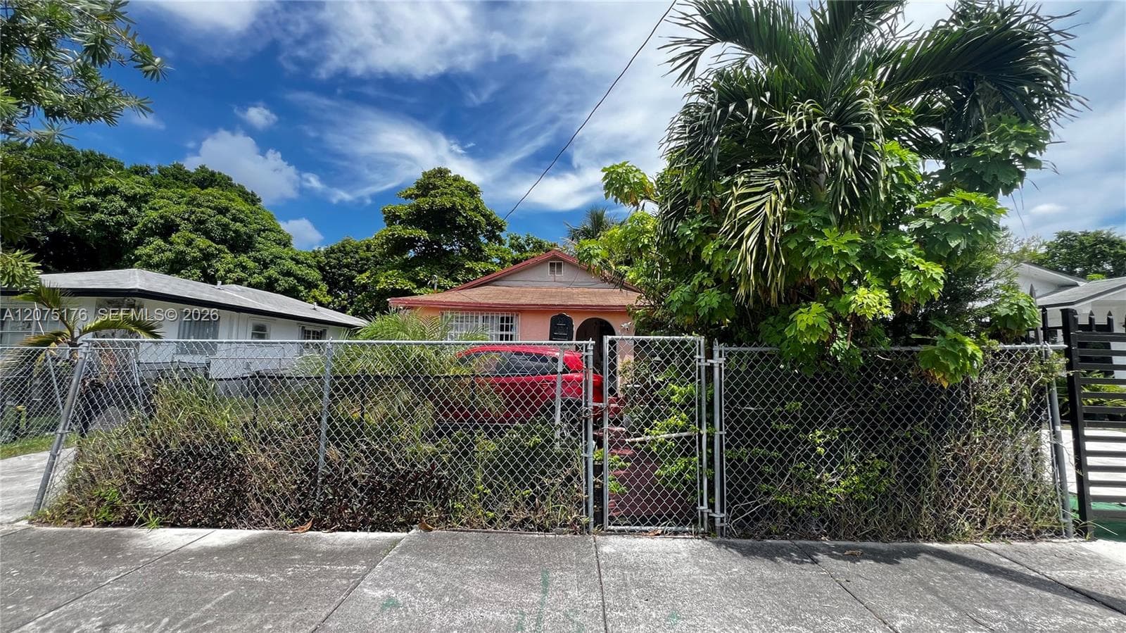 1135 NW 65th St, Miami, FL 33150 photo 2