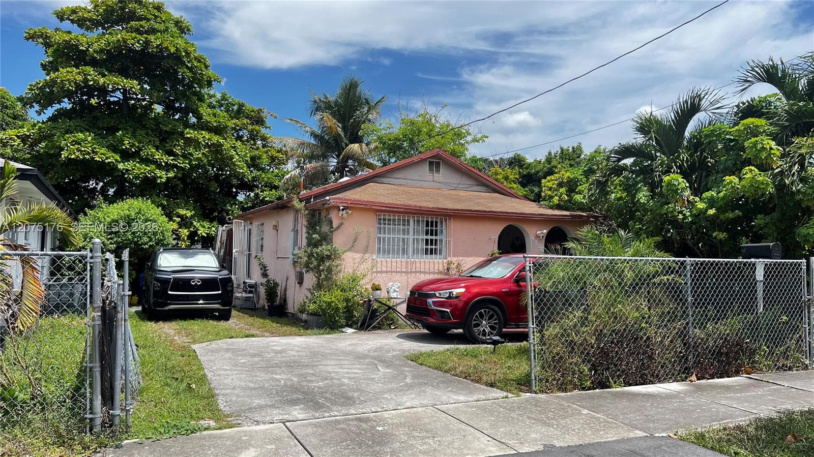 1135 NW 65th St, Miami, FL 33150 photo 3