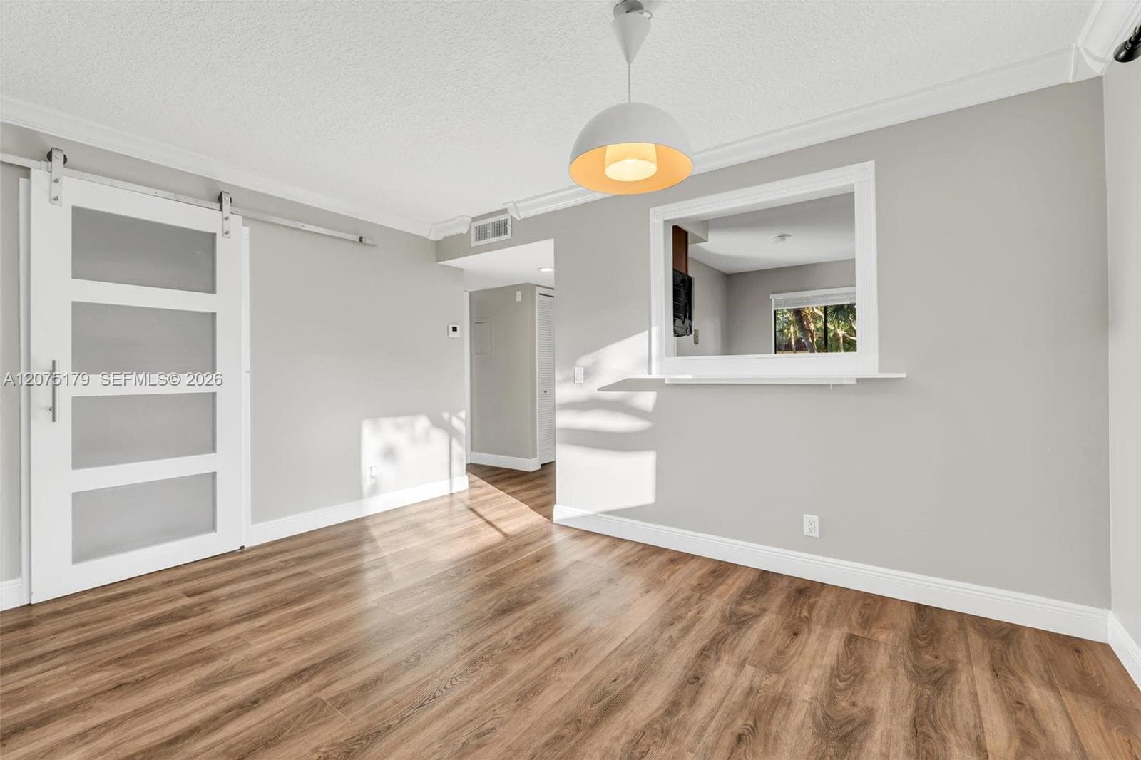 402 Lakeview Dr # 201, Weston, FL 33326 photo 3