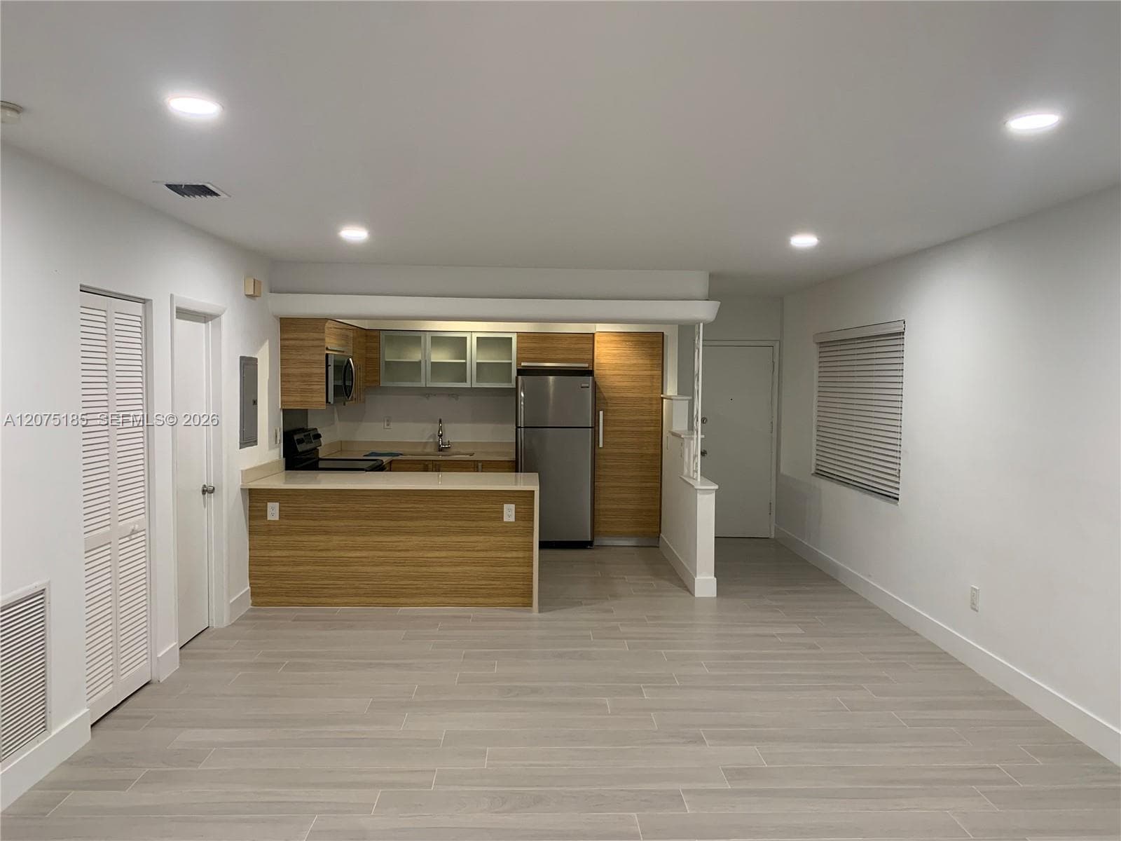 315 MAJORCA AV # 3, Coral Gables, FL 33134 photo 3