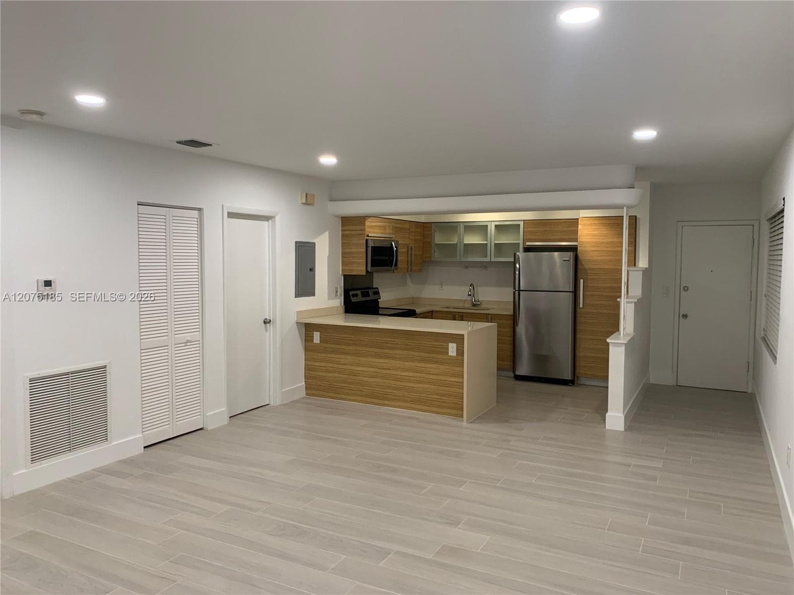 315 MAJORCA AV # 3, Coral Gables, FL 33134 photo 5