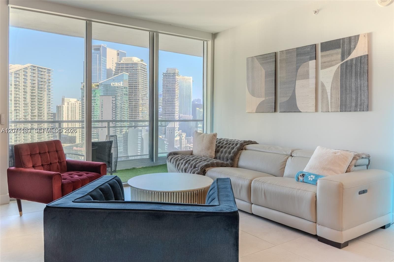 90 SW 3RD STREET # 3703-1, Miami, FL 33130 photo 2