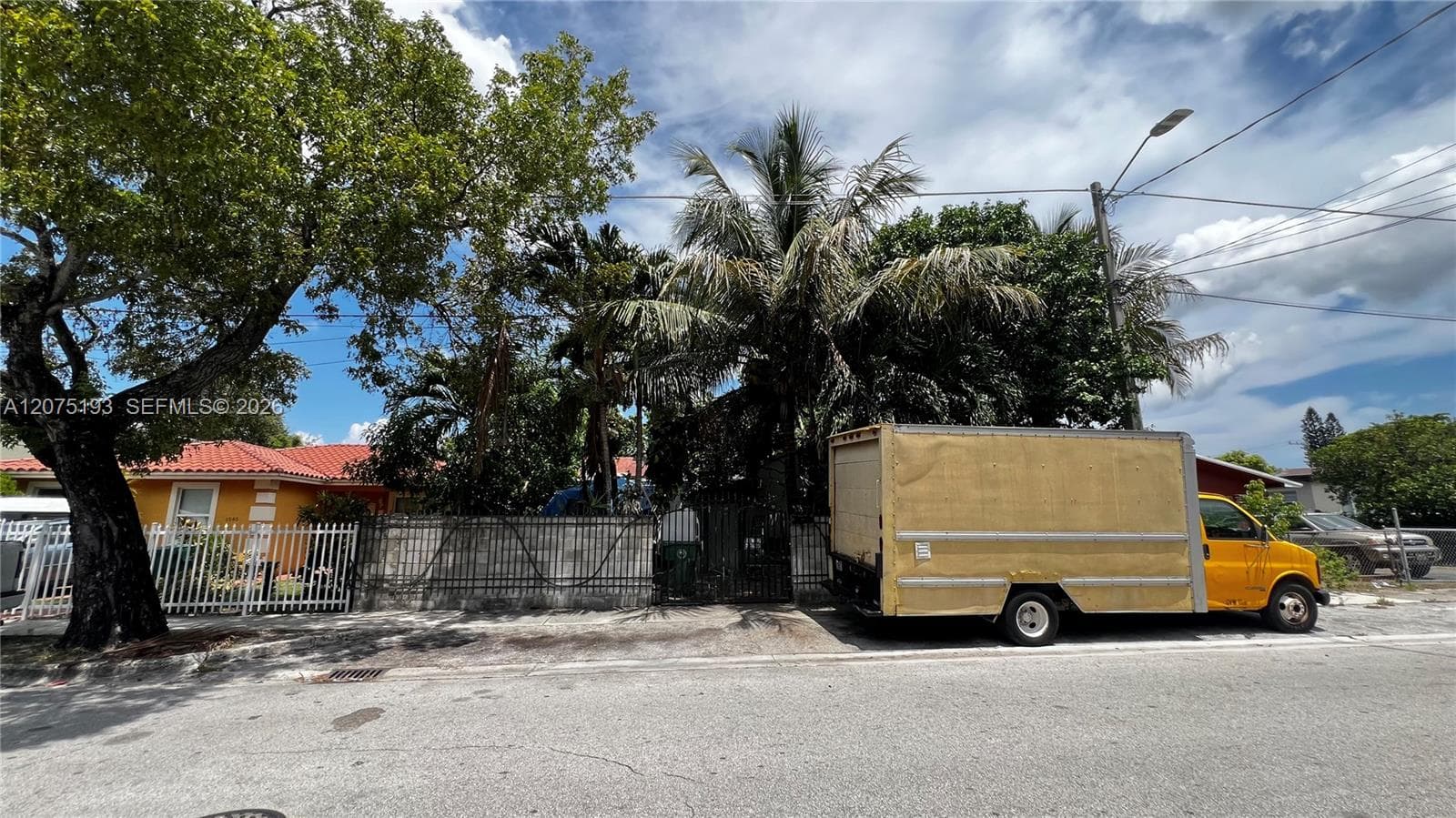 1531 NW 59th St, Miami, FL 33142 photo 3