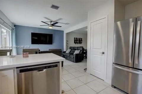 565 NE 5th Pl, Florida City, FL 33034 photo 5