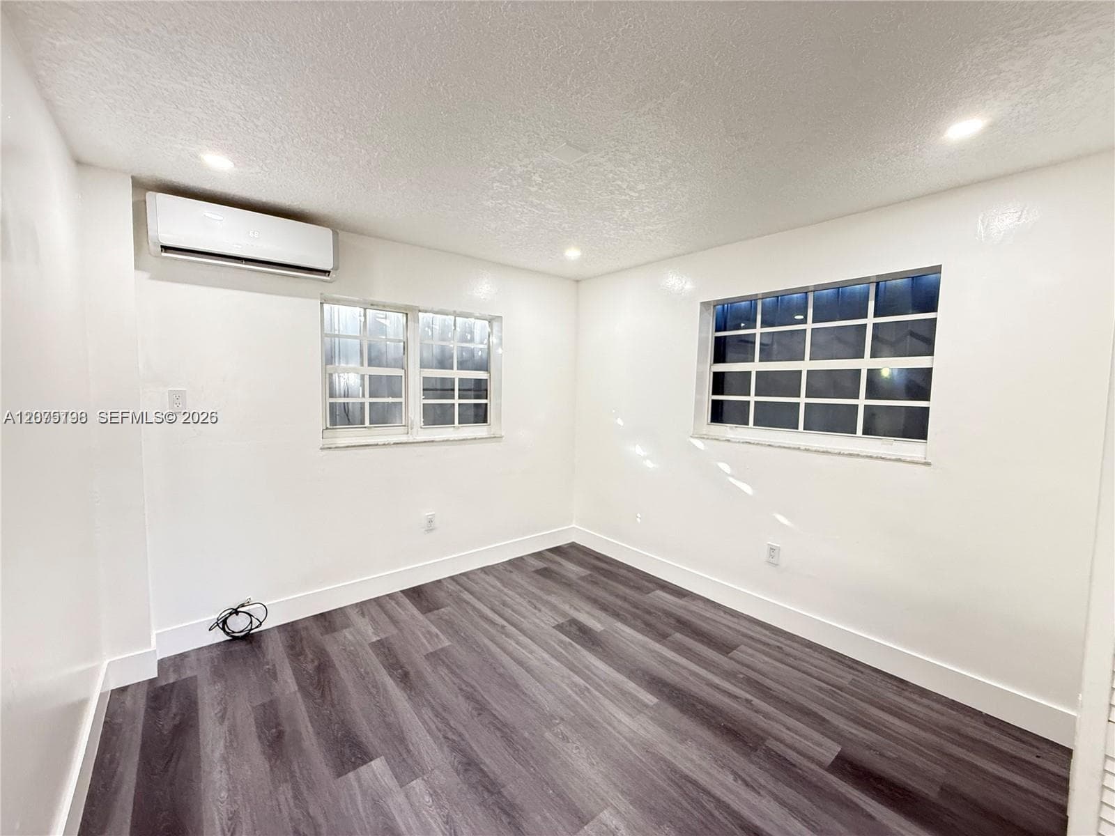 130 NW 32nd Ct # 2, Miami, FL 33125 photo 4