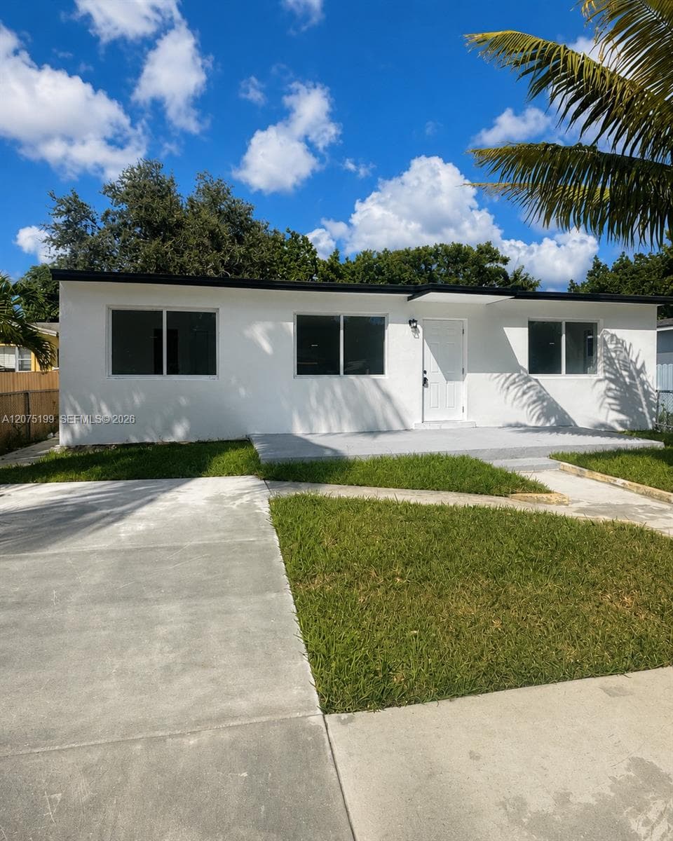 901 NW 116th St # 0, Miami, FL 33168