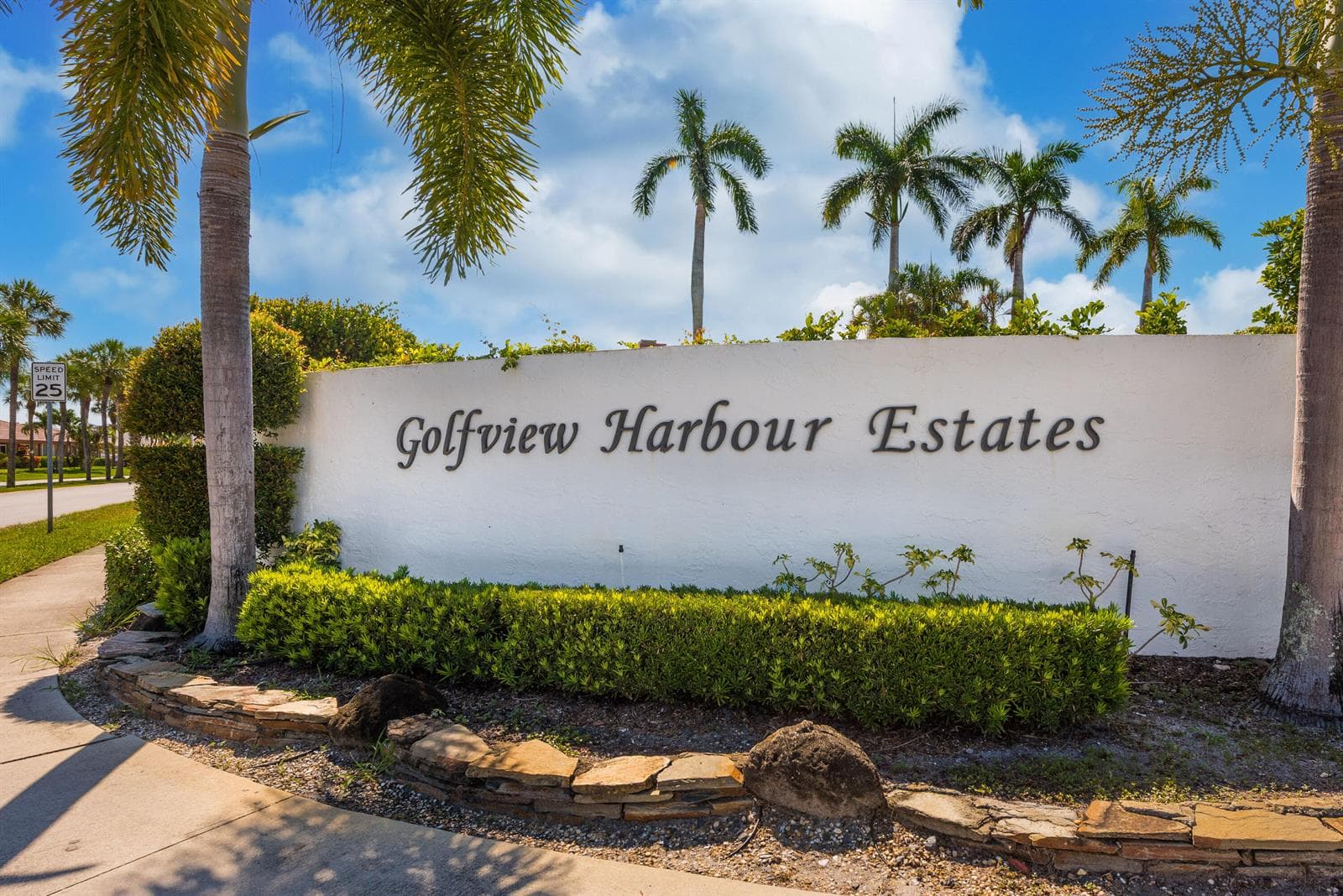 1315 SW 25TH Avenue, Boynton Beach, FL 33426