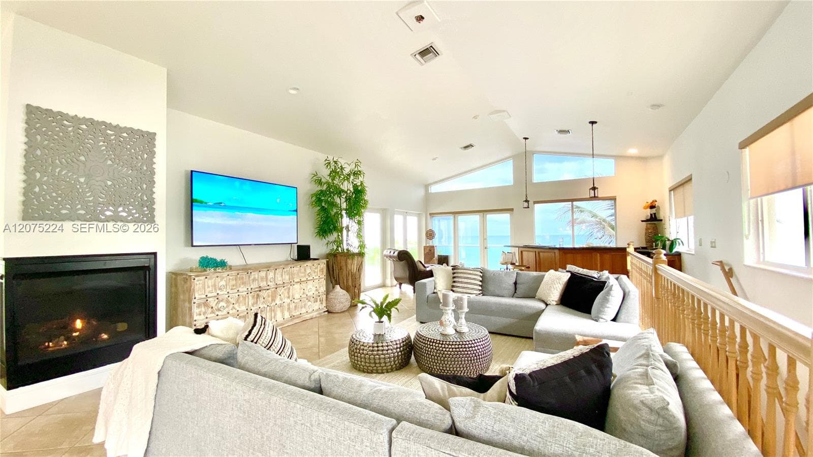 302 Balboa St # 0, Hollywood, FL 33019 photo 2