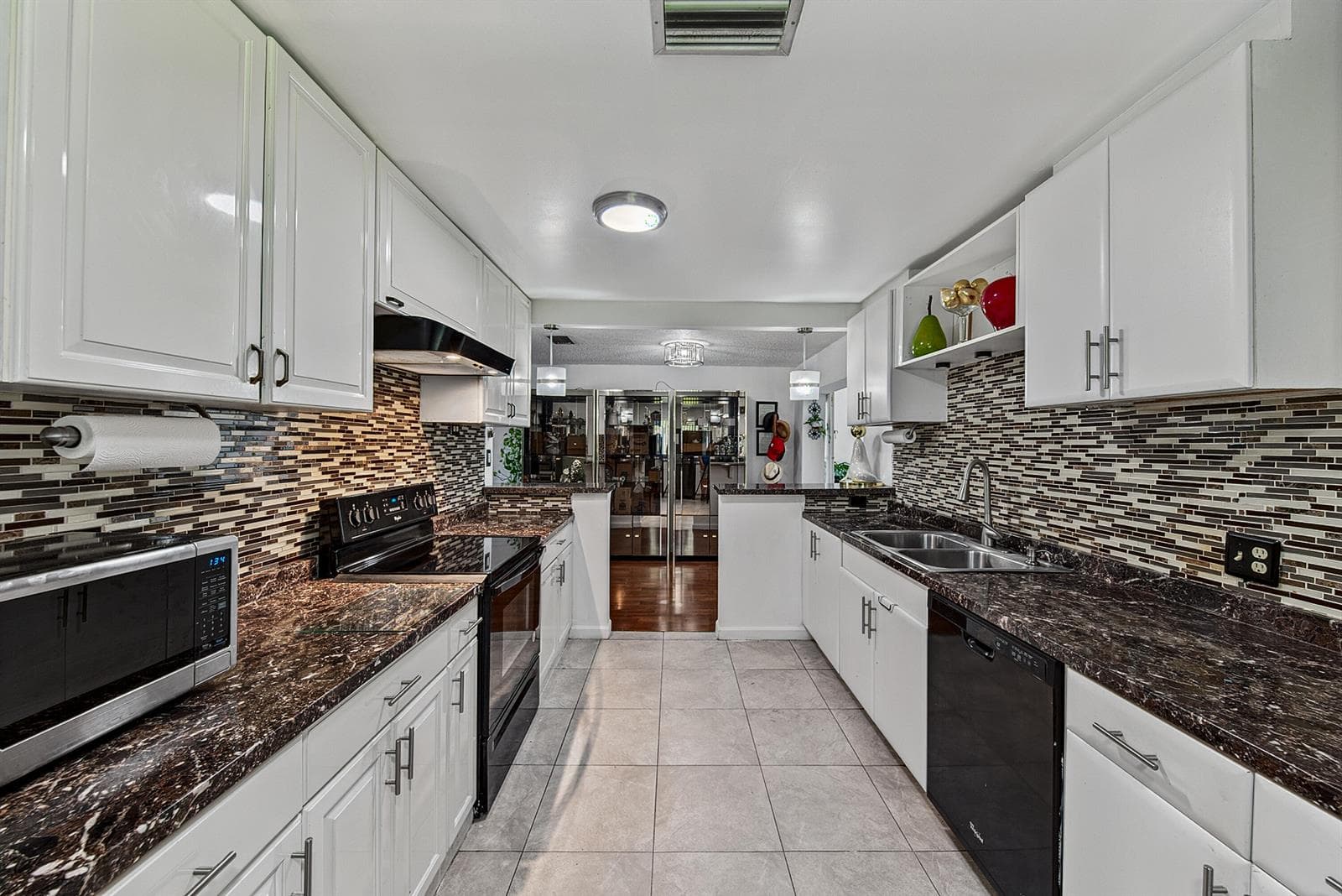 7190 NW 10TH Court, Margate, FL 33063 photo 4