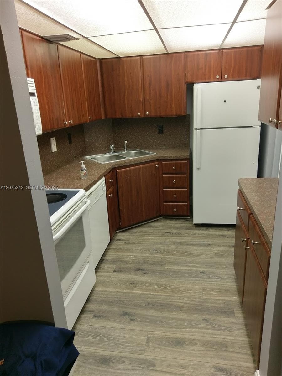 3105 Oakland Shores Dr # J101, Oakland Park, FL 33309 photo 4