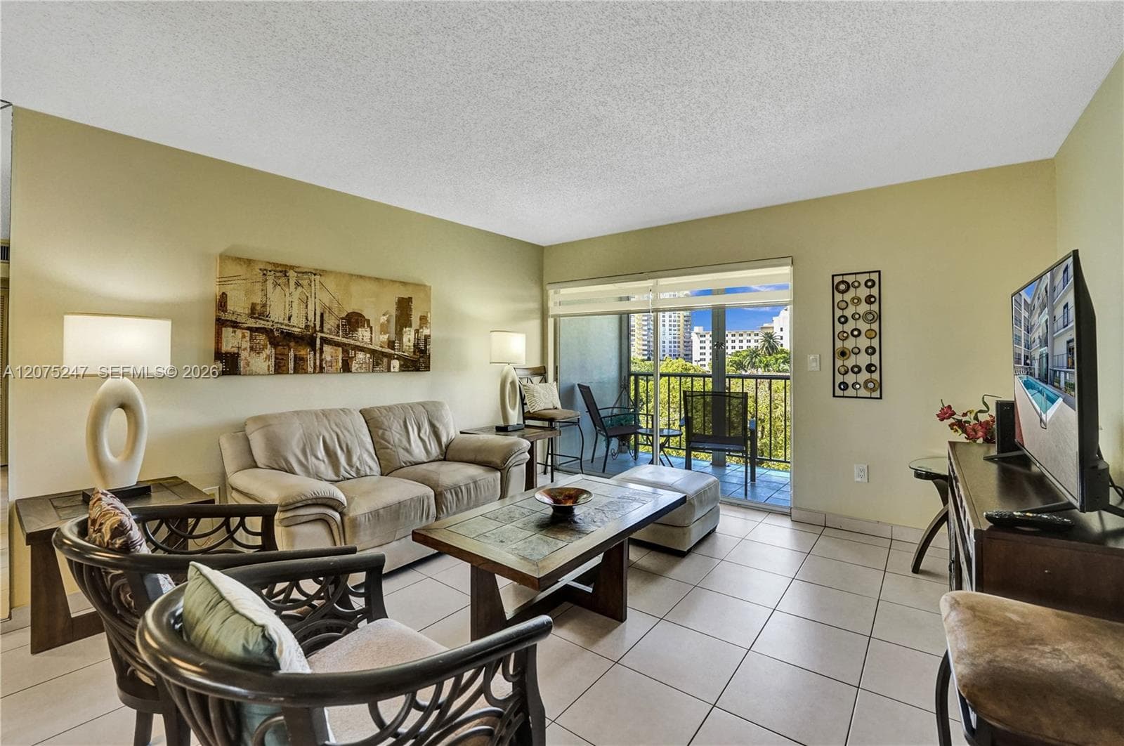 201 178th Dr # 403, Sunny Isles Beach, FL 33160