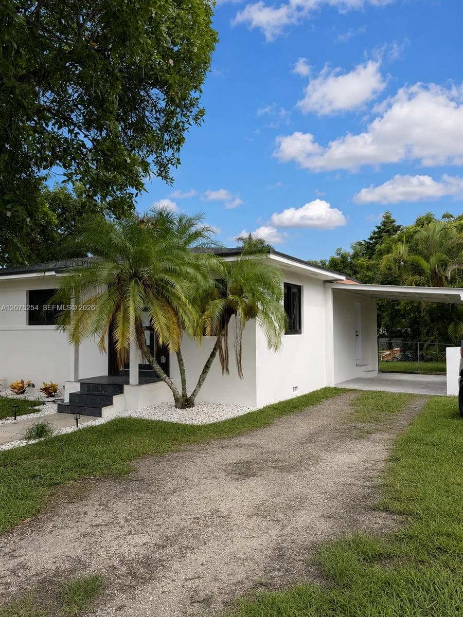 544 NW 12th St, Homestead, FL 33030 photo 2