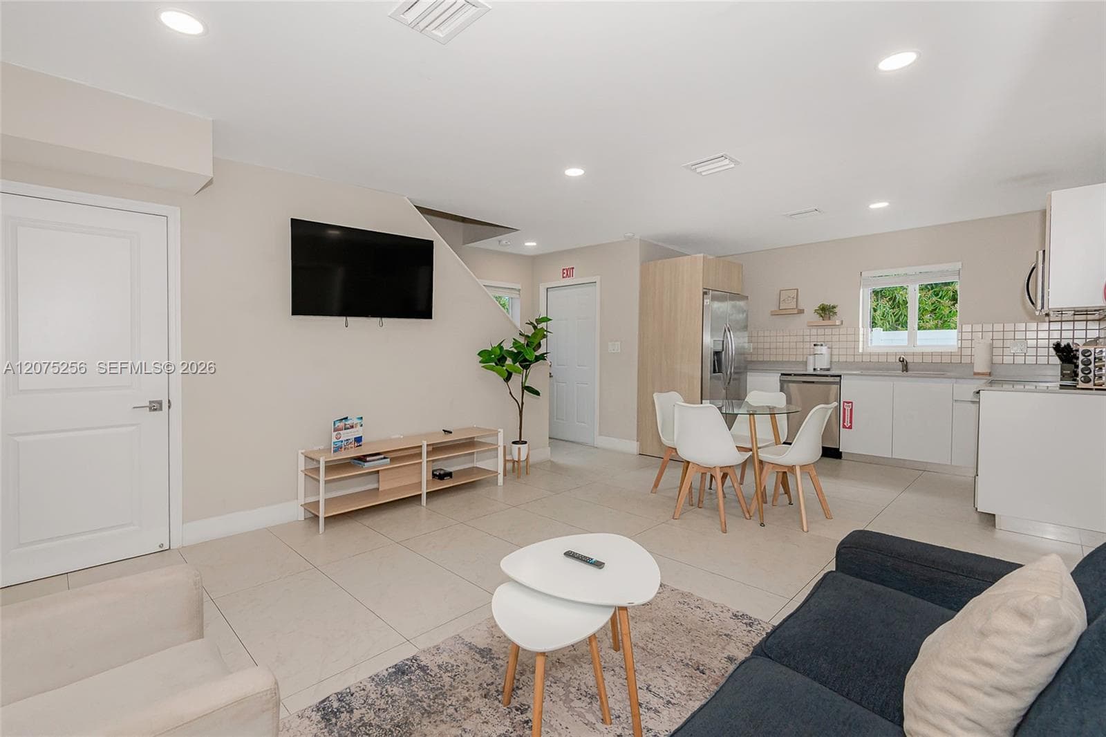 507 NW 8th Ave # 1, Fort Lauderdale, FL 33311 photo 4