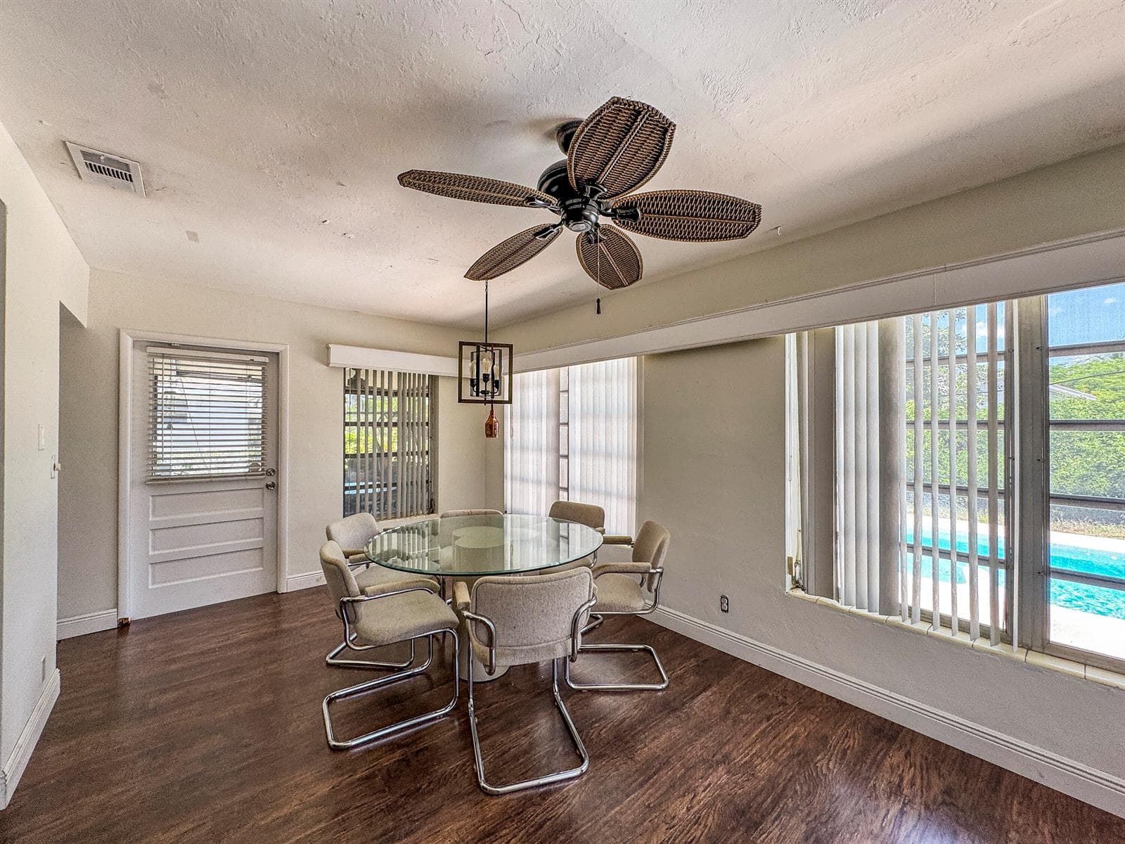 1326 Lake Erie Drive, Lake Worth, FL 33461 photo 4