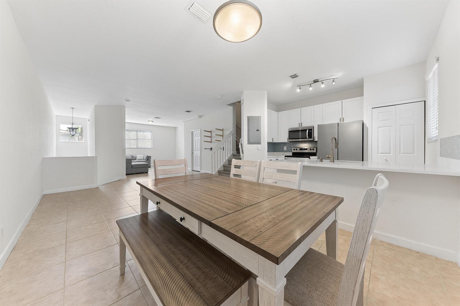 428 Bayfront Drive, Boynton Beach, FL 33435 photo 4