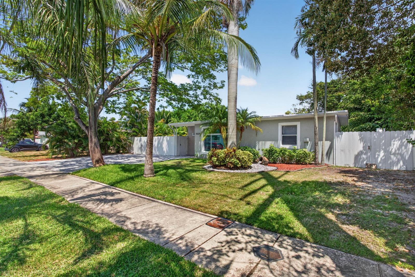 4520 NE 15TH Avenue, Pompano Beach, FL 33064 photo 3