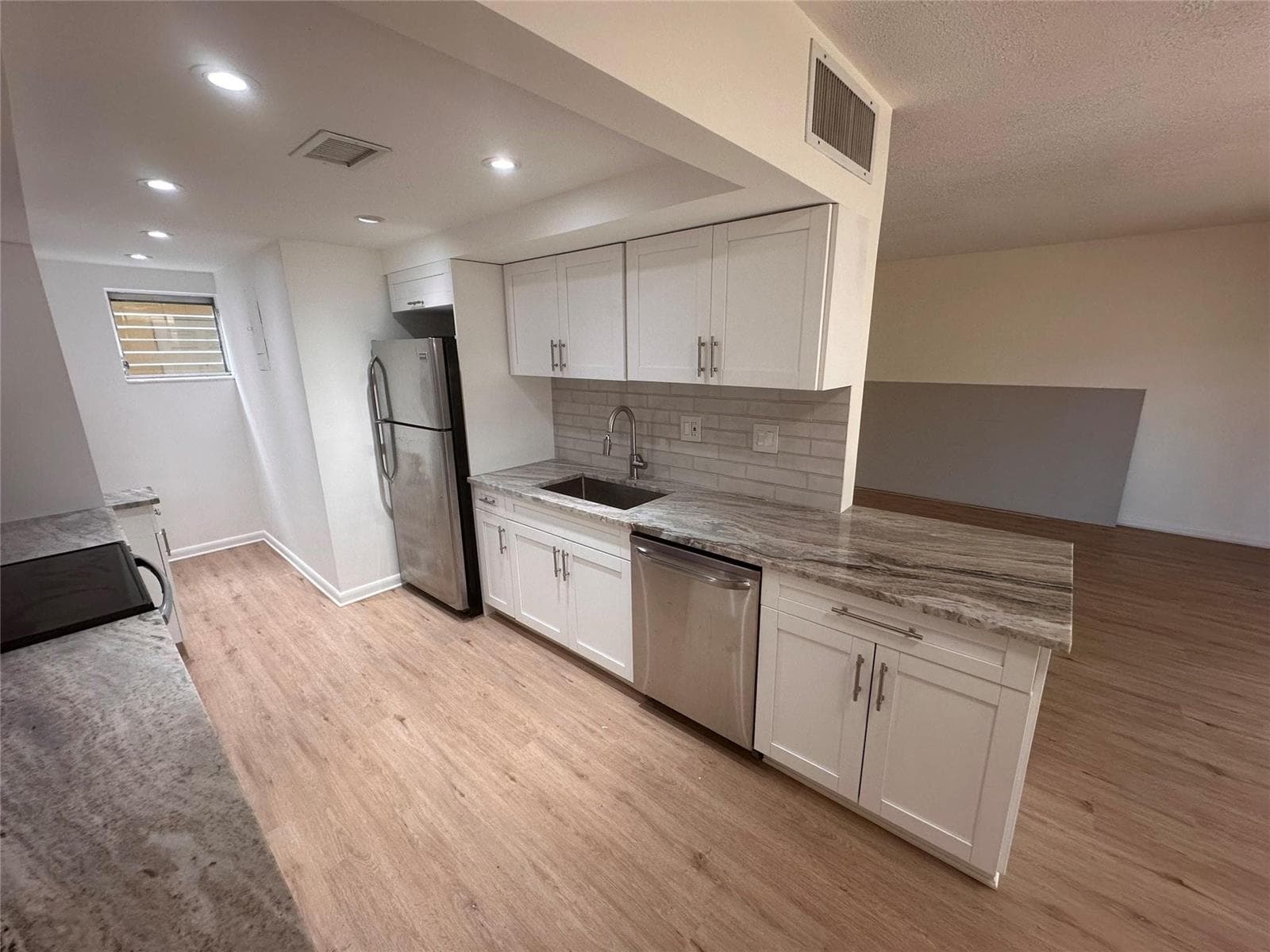 1501 SE 15TH Street # 3-4, Fort Lauderdale, FL 33316 photo 5