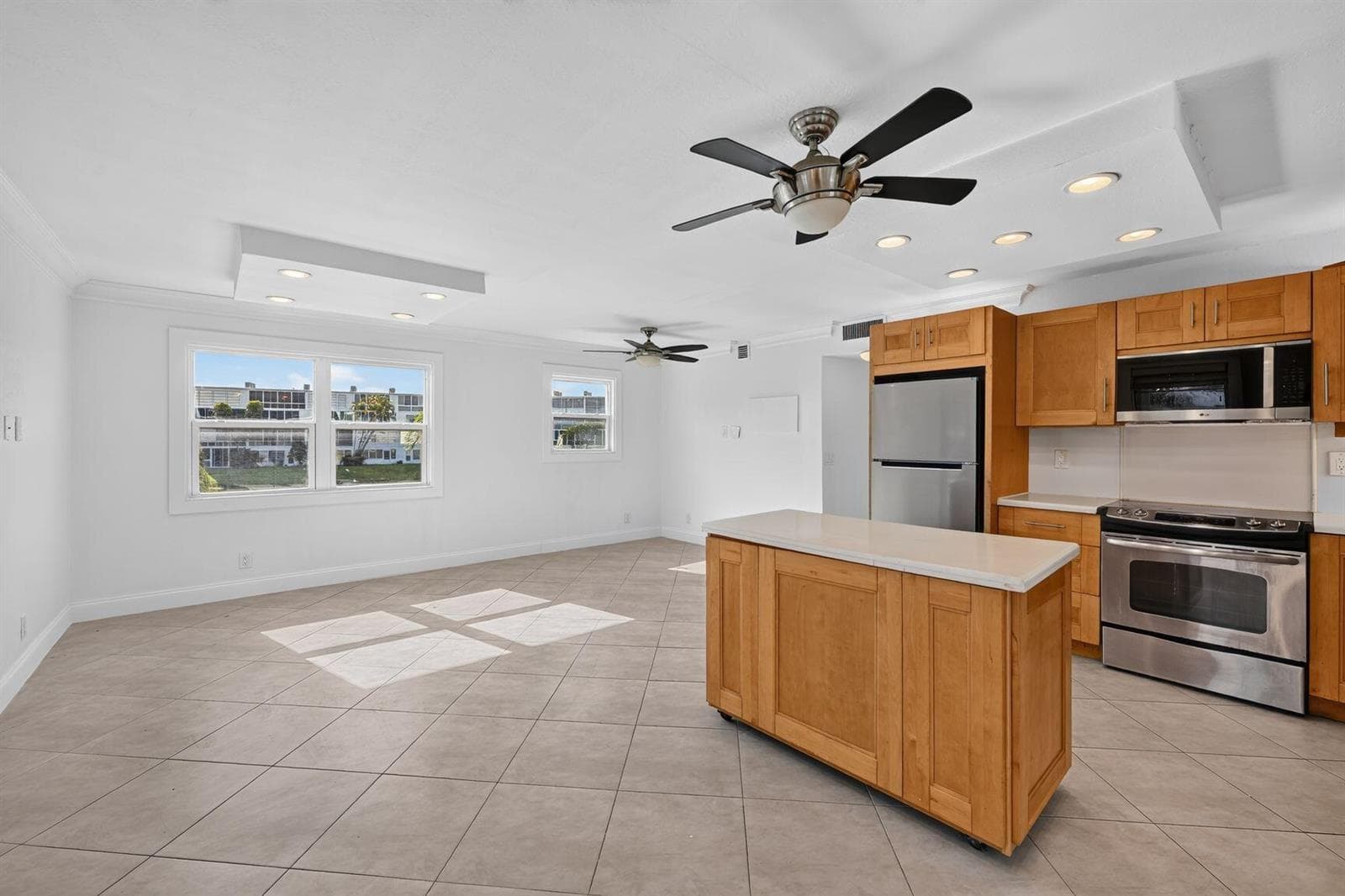 2044 Durham B, Deerfield Beach, FL 33442 photo 2