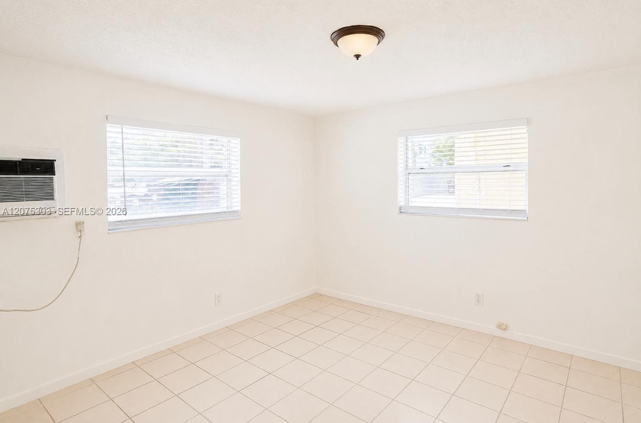 2799 E 4th Ave # 7, Hialeah, FL 33013 photo 3