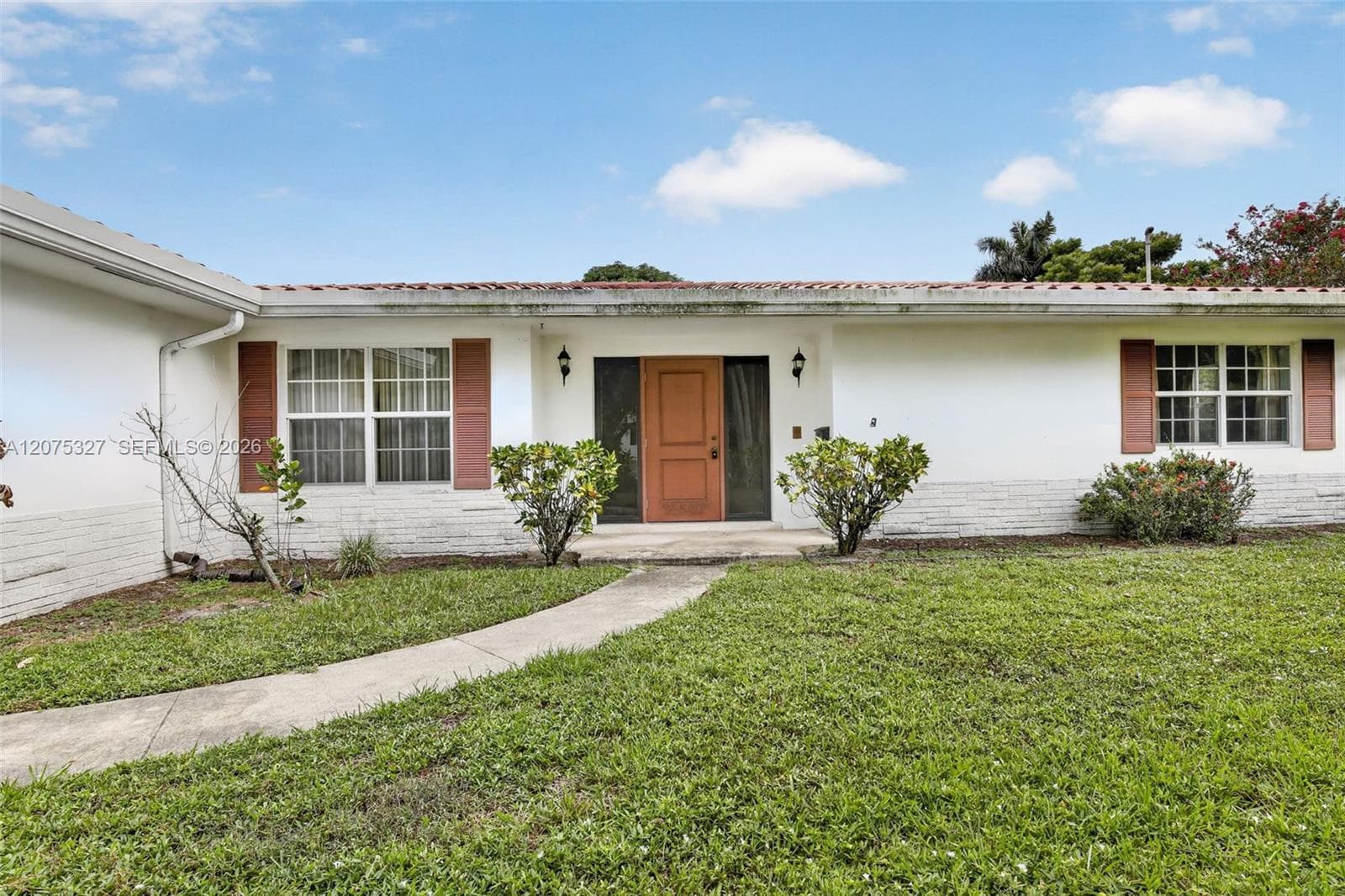 1350 NW 73rd Ave, Plantation, FL 33313 photo 4