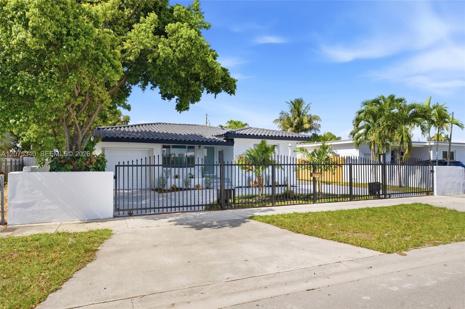 275 W 13th St, Hialeah, FL 33010 photo 5