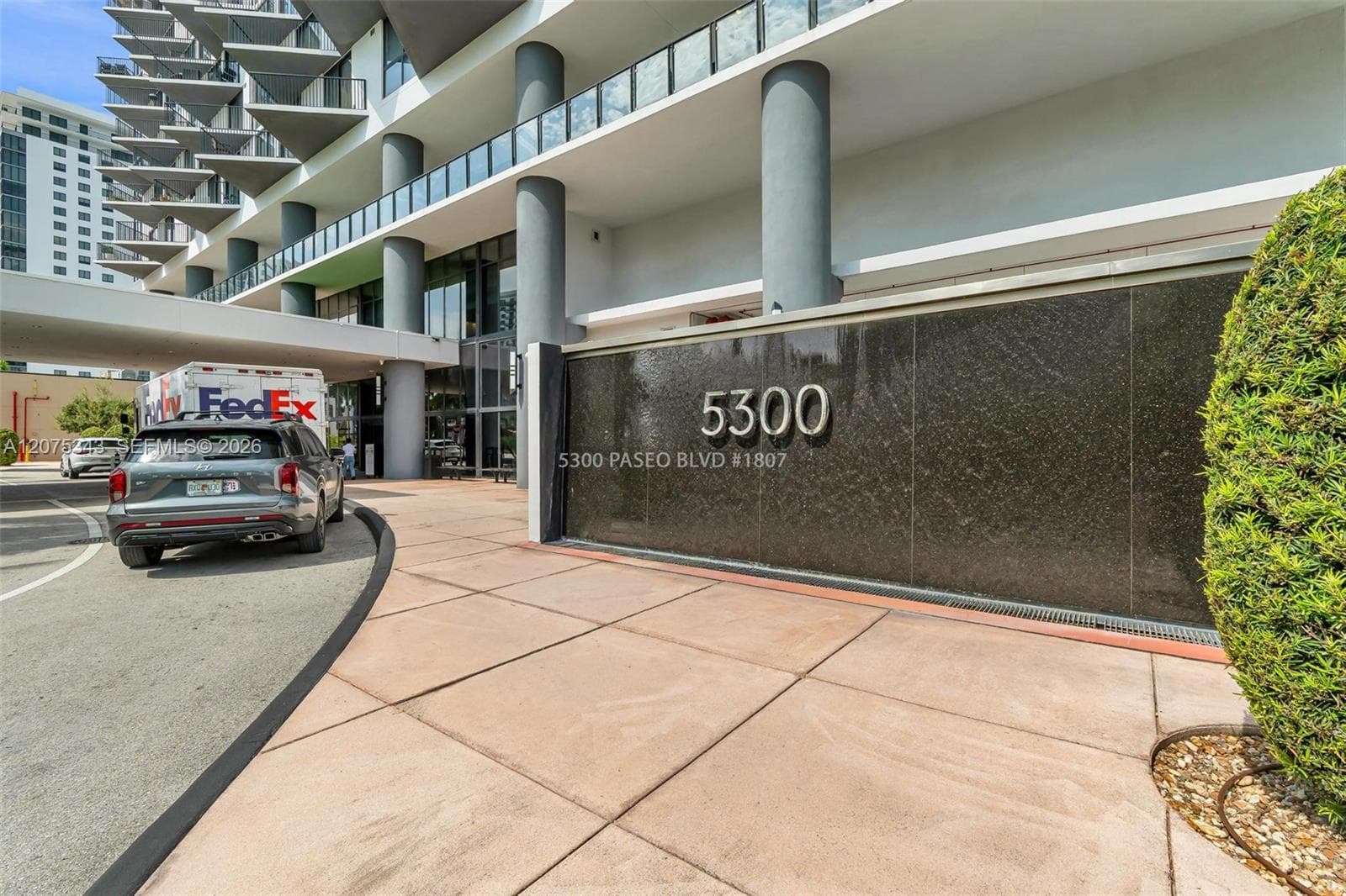 5300 Paseo Blvd # 1807, Doral, FL 33166 photo 5