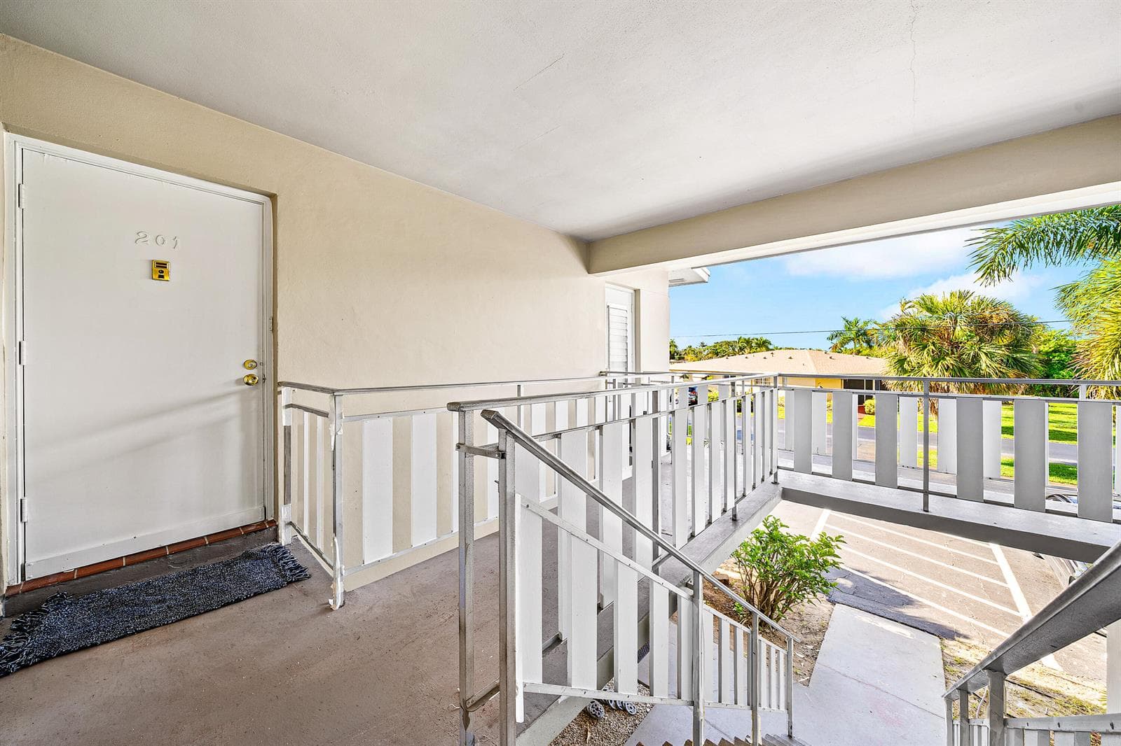 315 CIRCLE Drive S # 201, Boynton Beach, FL 33435 photo 3