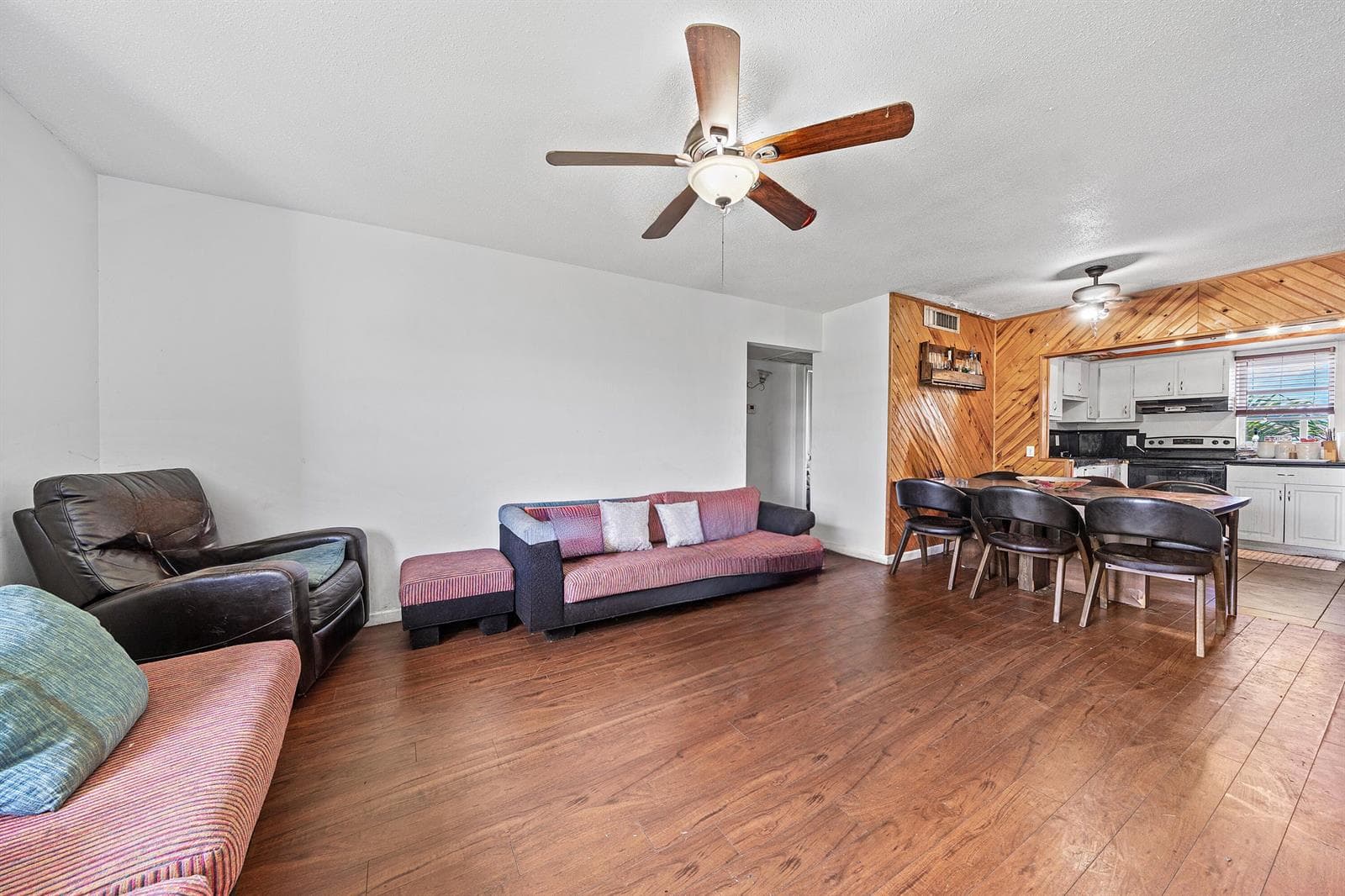 315 CIRCLE Drive S # 201, Boynton Beach, FL 33435 photo 4