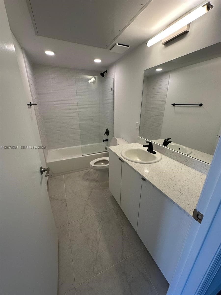 3422 NW 5th Ave # 404, Miami, FL 33127 photo 4