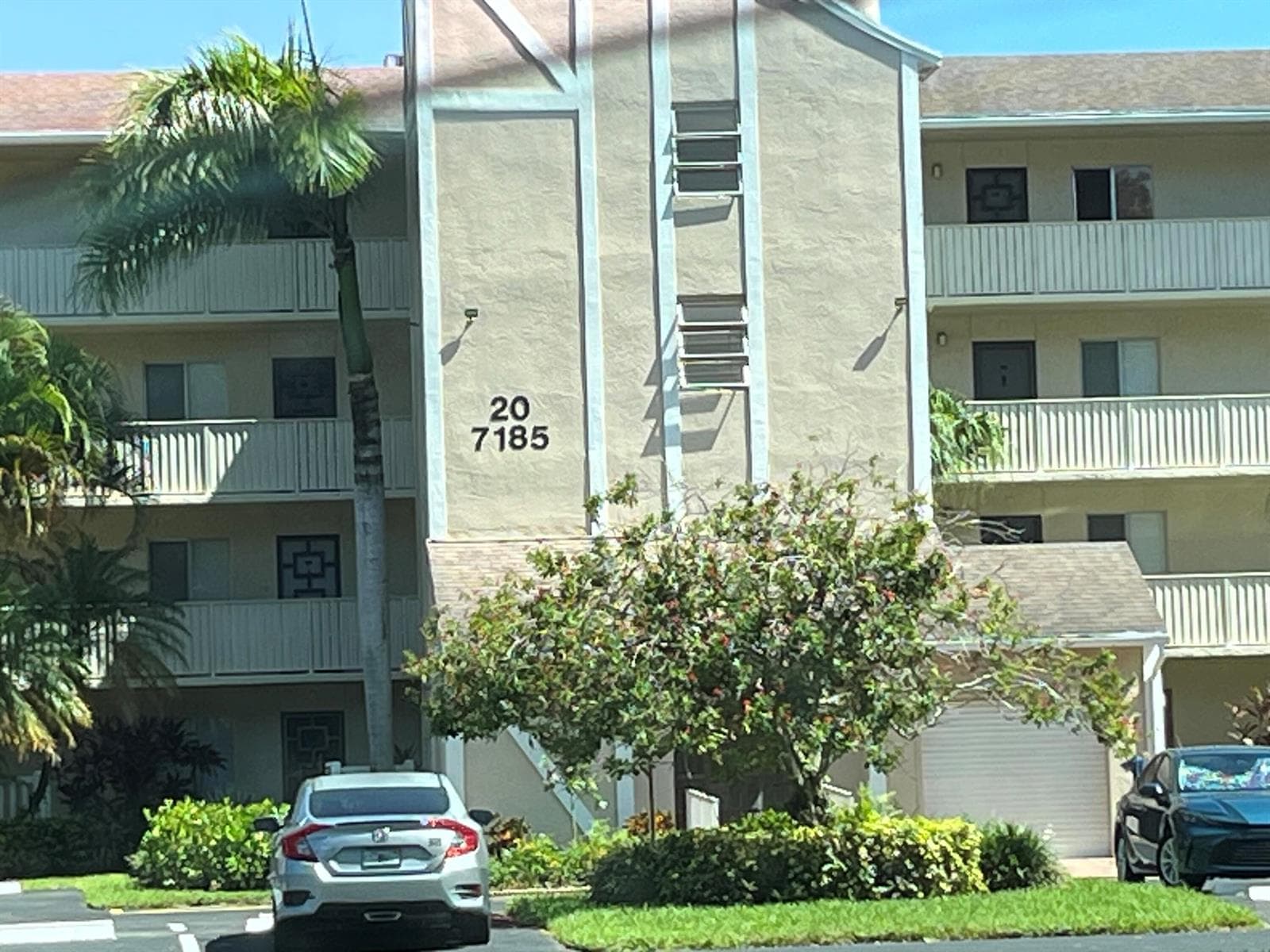 7185 HUNTINGTON Lane # 306, Delray Beach, FL 33446 photo 5