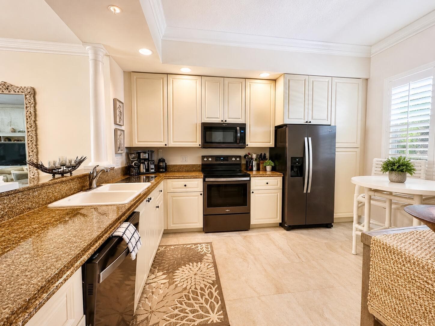 3 HARBOUR ISLE Drive E # 303, Fort Pierce, FL 34949 photo 4