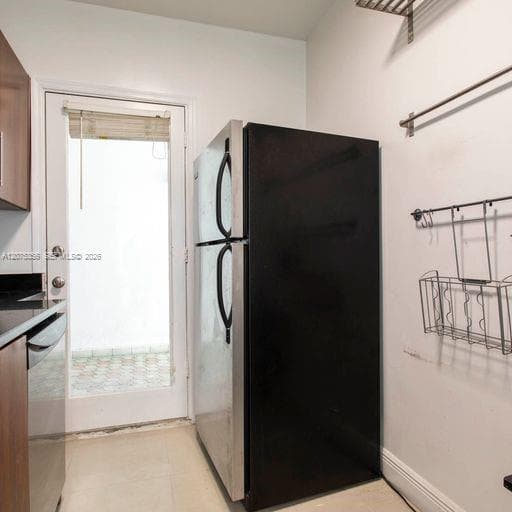 320 85th St # 8, Miami Beach, FL 33141 photo 3