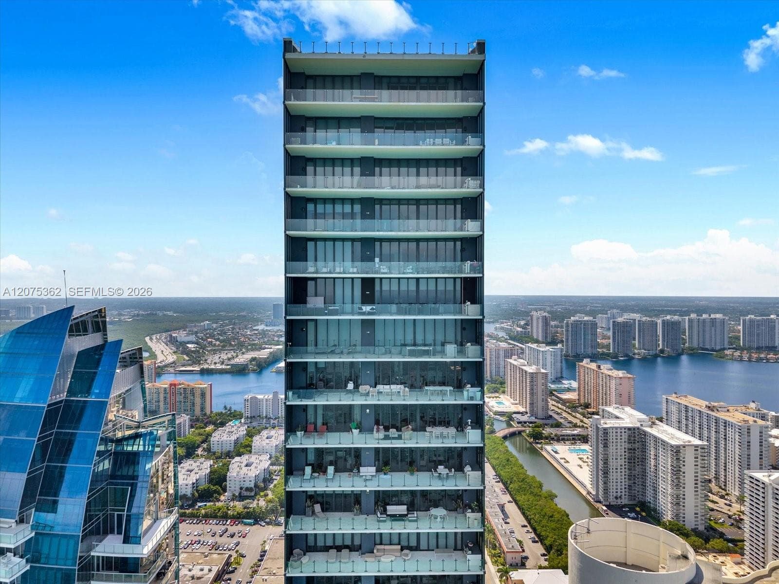 17141 Collins Ave # 4201, Sunny Isles Beach, FL 33160 photo 4