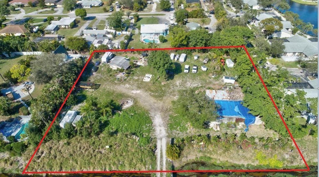 3865 ALADDIN Avenue, Boynton Beach, FL 33436