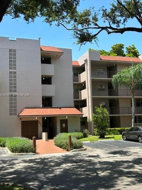 1811 Sabal Palm Dr # 204, Davie, FL 33324 photo 2