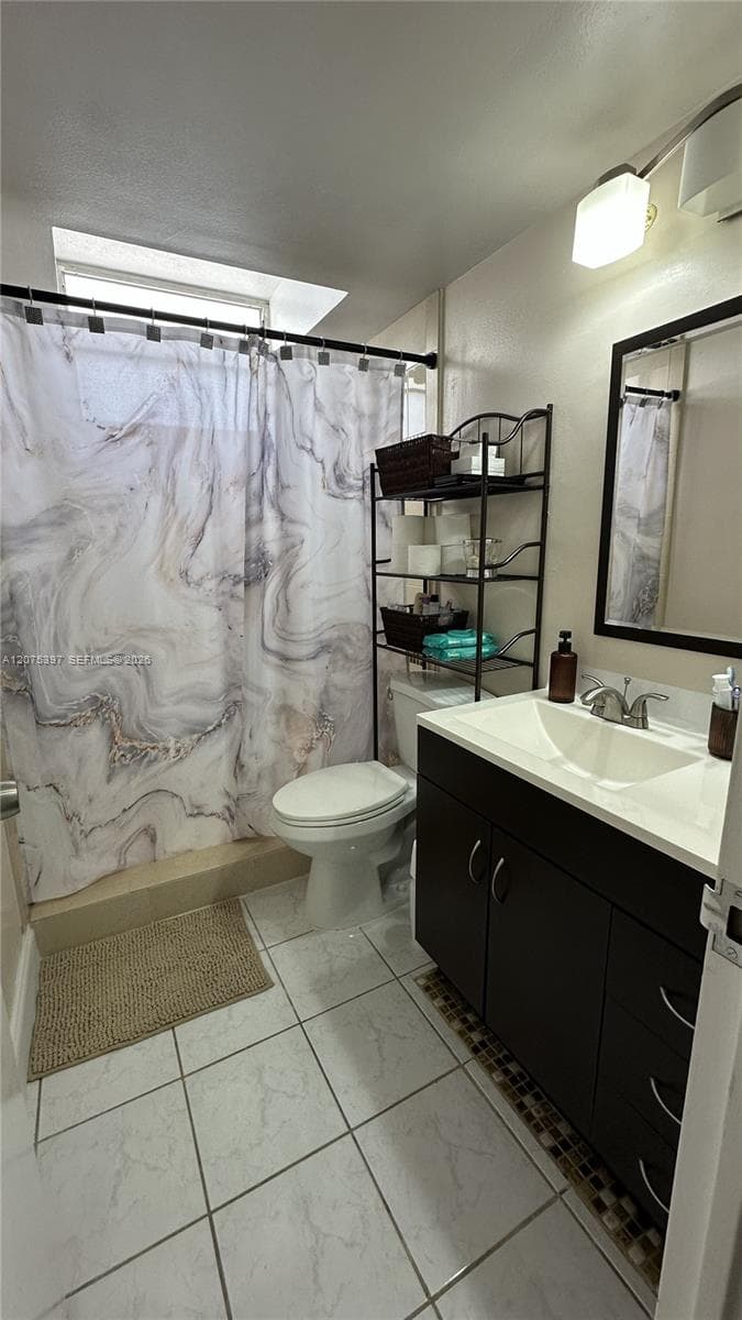 1913 S Ocean Dr # 419, Hallandale Beach, FL 33009 photo 5